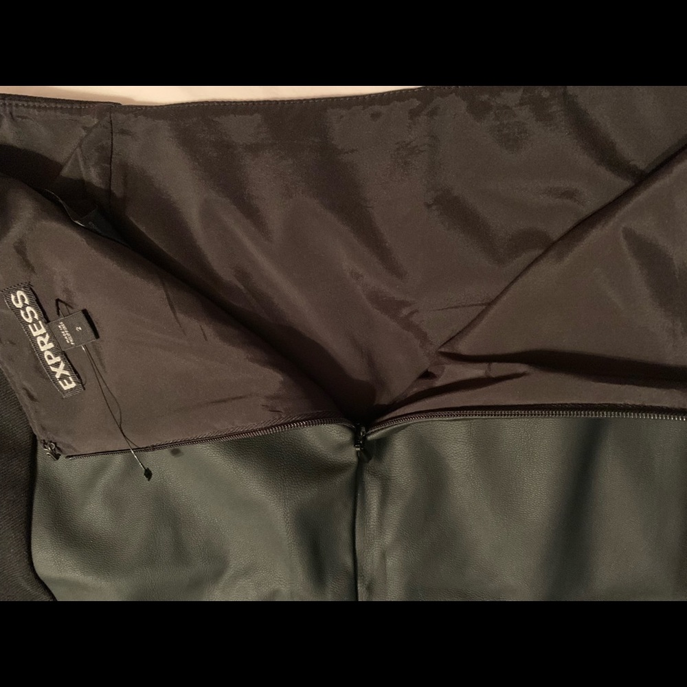 Express skirt - Picture 3 of 3